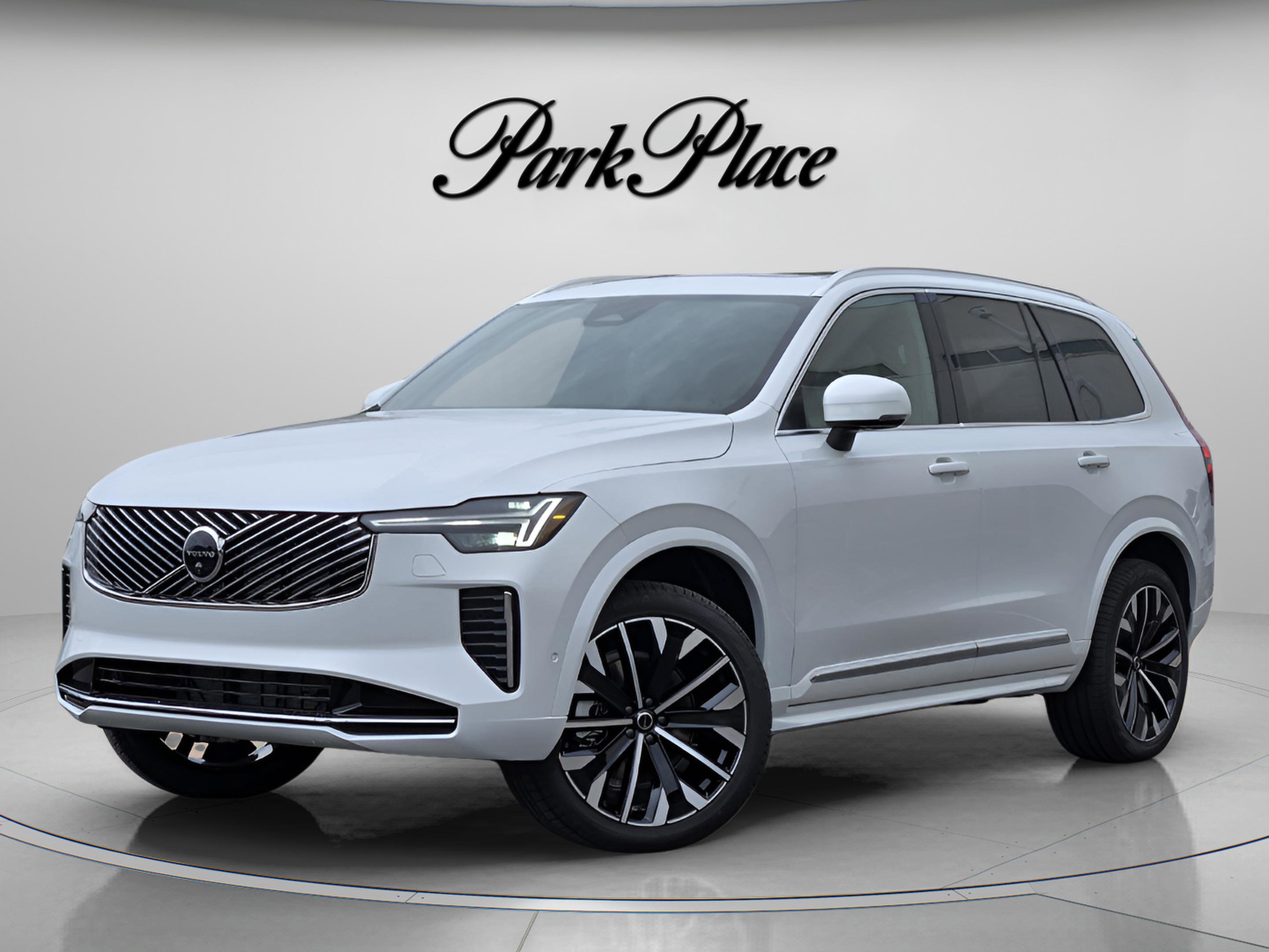 2026 Volvo XC90 B6 Plus 7-Seater SUV