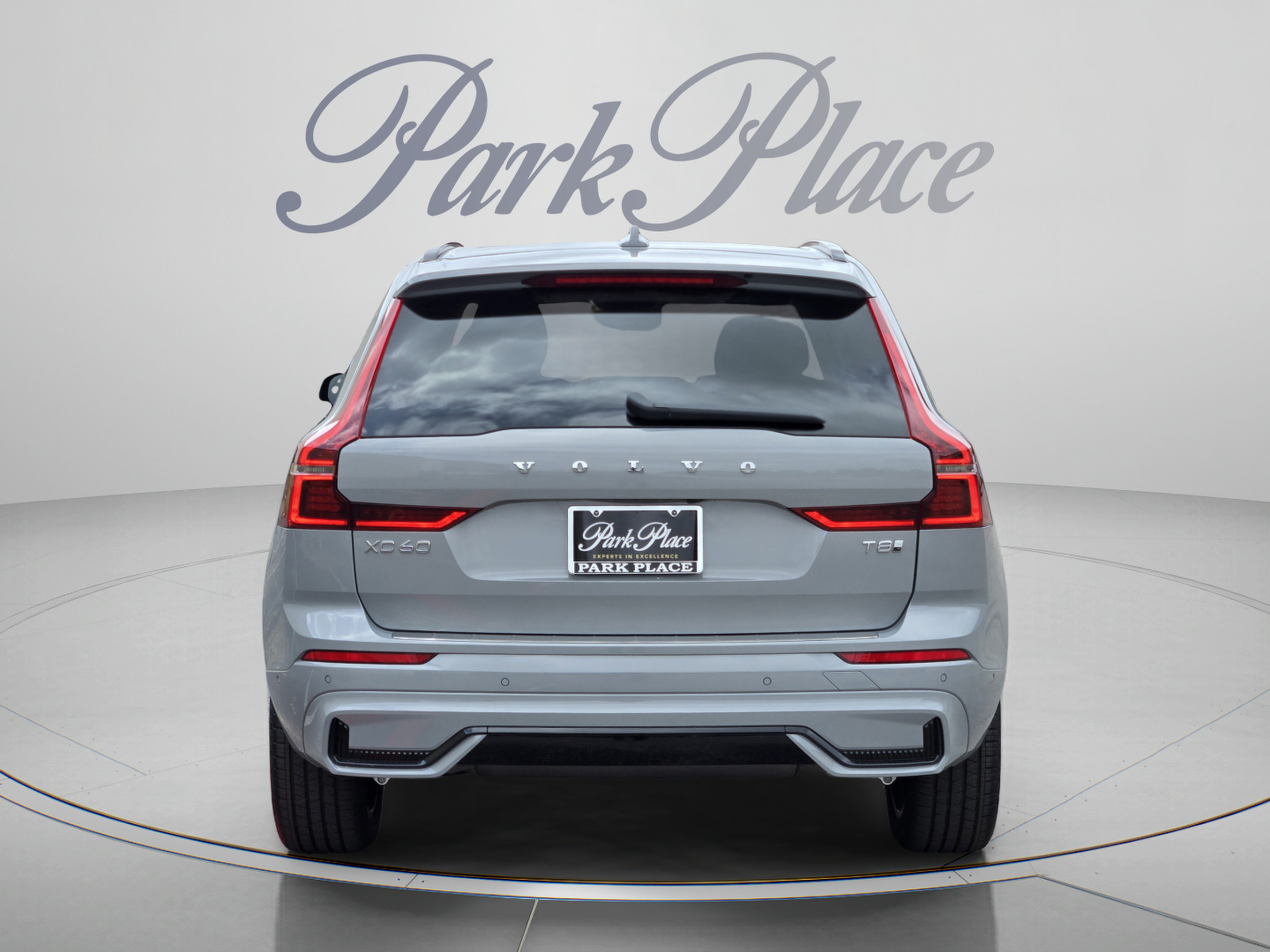 New 2026 Volvo XC60 plug-in hybrid T8 Plus SUV