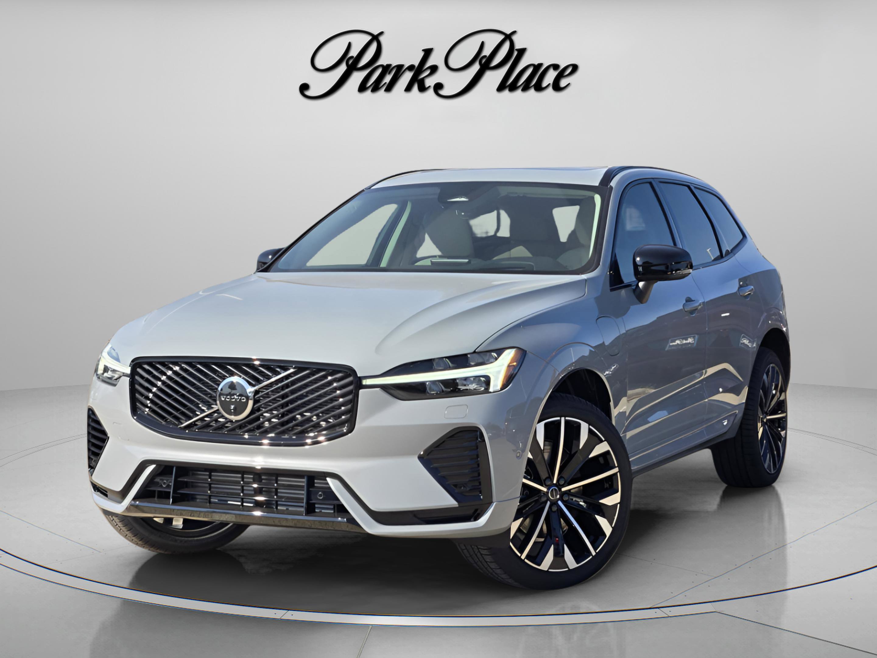  Volvo XC60 plug-in hybrid