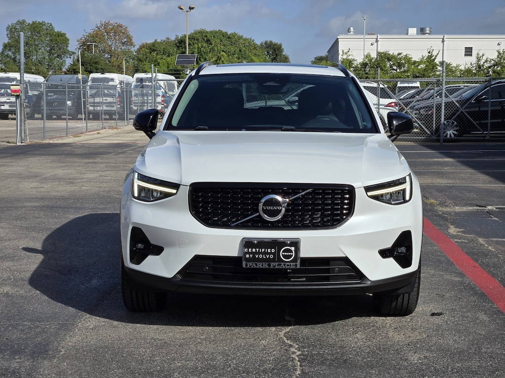 Certified 2023 Volvo XC40 B4 FWD Plus Dark SUV