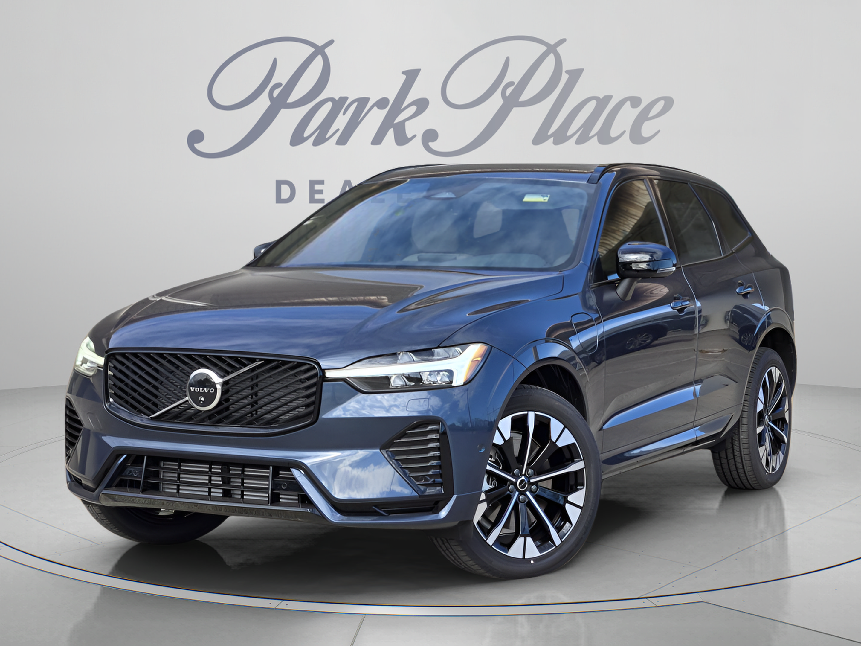  Volvo XC60 Plug-In Hybrid