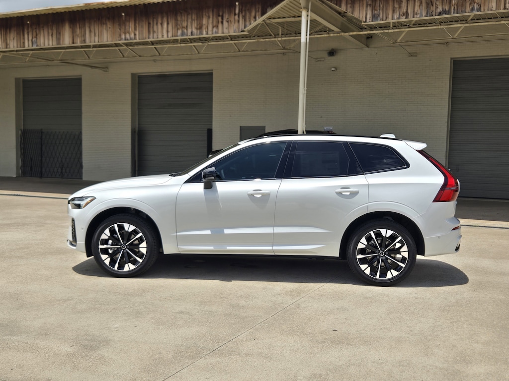 New 2026 Volvo XC60 B5 Plus SUV