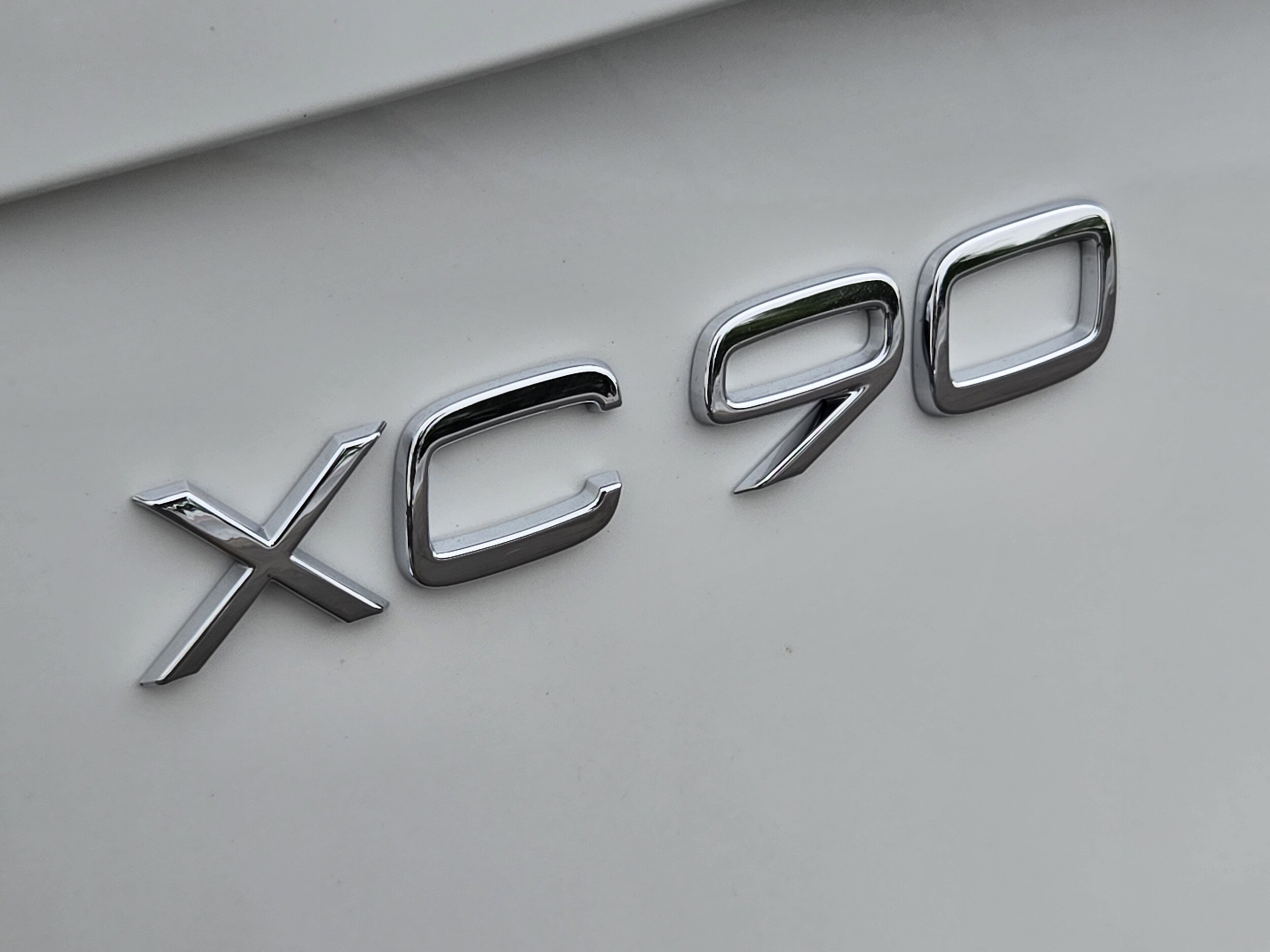 2026 Volvo XC90 Plus - Photo 32