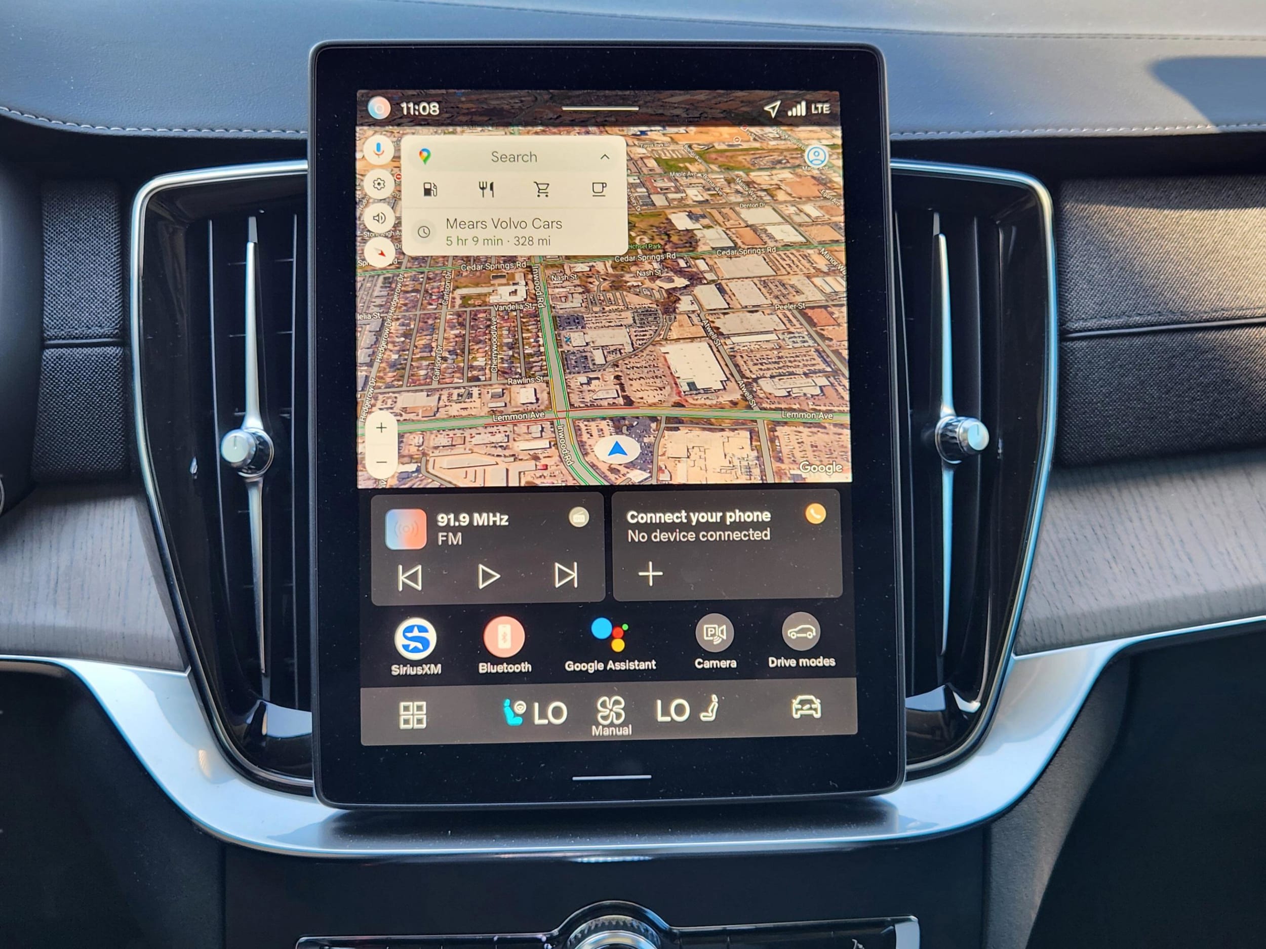 2026 Volvo XC90 Ultra - Photo 13