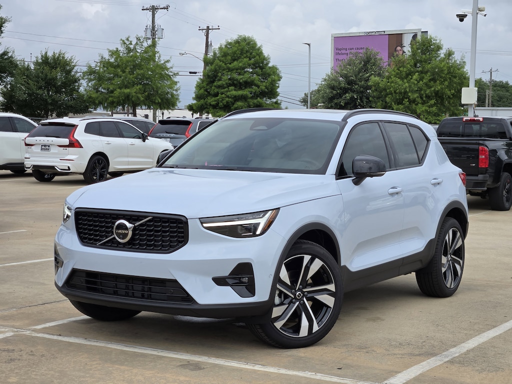Used 2026 Volvo XC40 B5 Ultra SUV