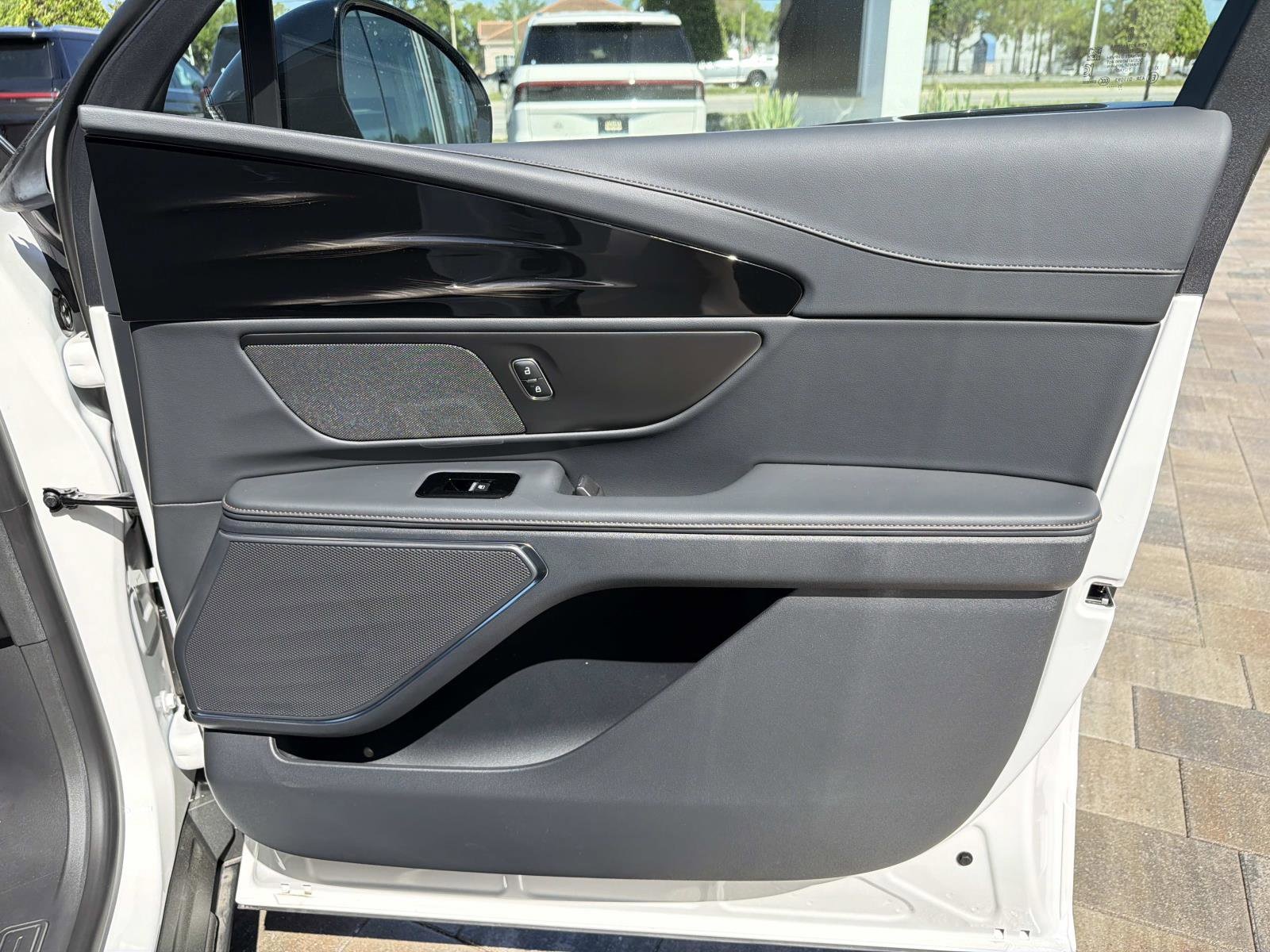 2026 Lincoln Nautilus Premiere - Photo 17