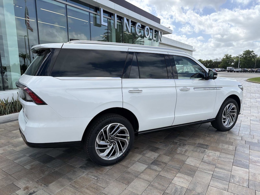 New 2026 Lincoln Navigator Reserve SUV
