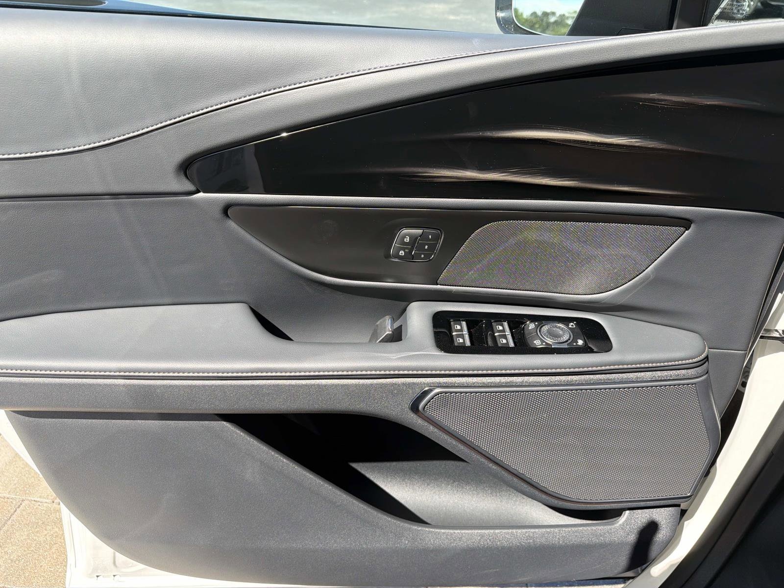 2026 Lincoln Nautilus Premiere - Photo 9
