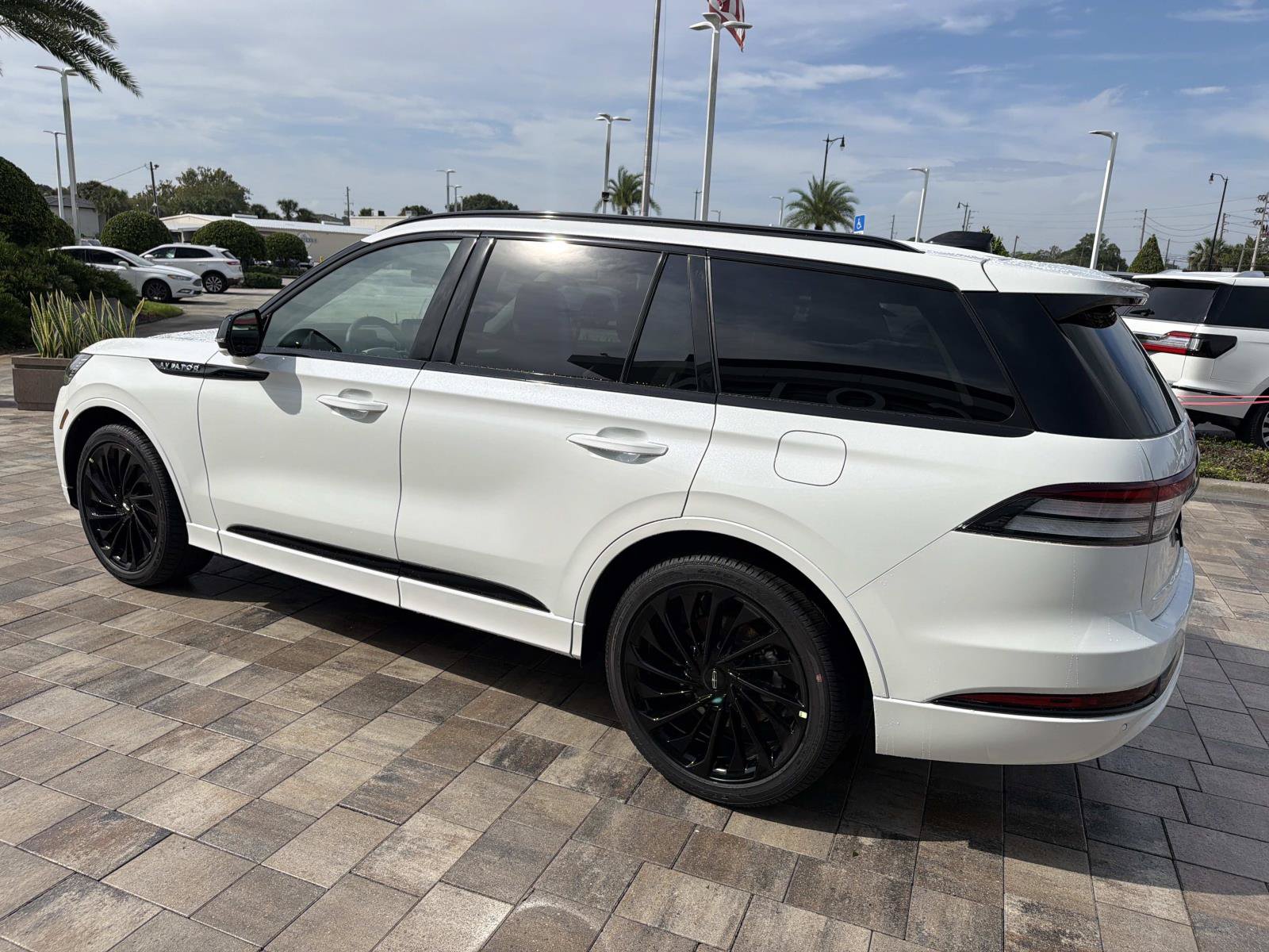 New 2027 Lincoln Aviator Reserve SUV