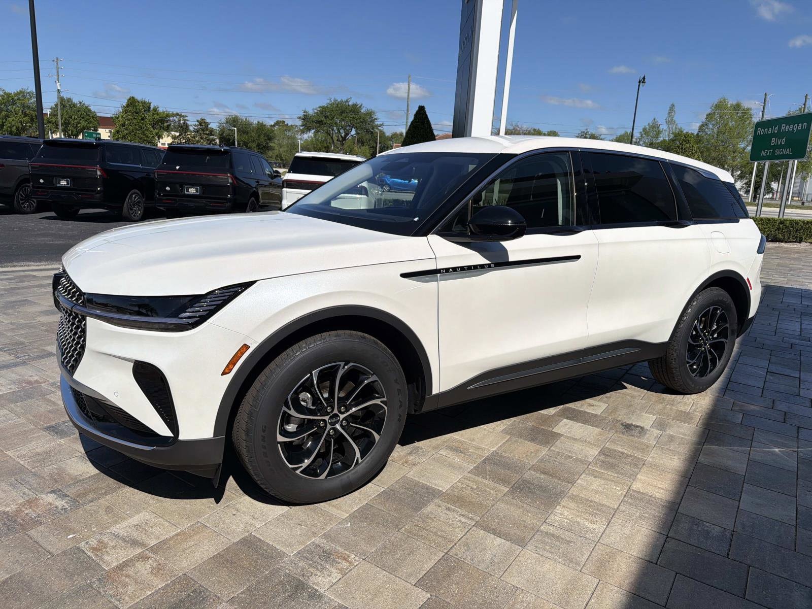 2026 Lincoln Nautilus Premiere - Photo 5