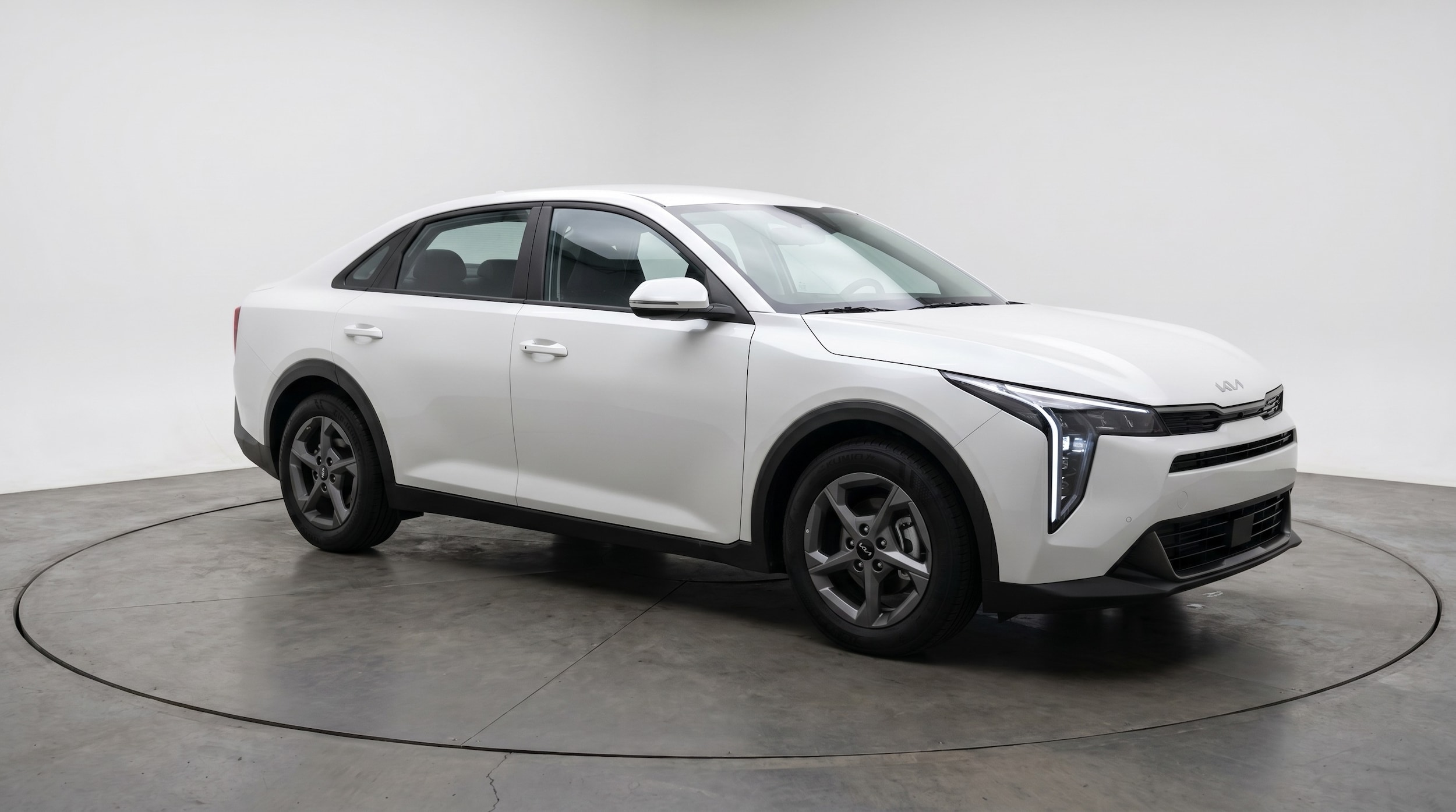 Thumbnail: 2026 Kia K4 - 1