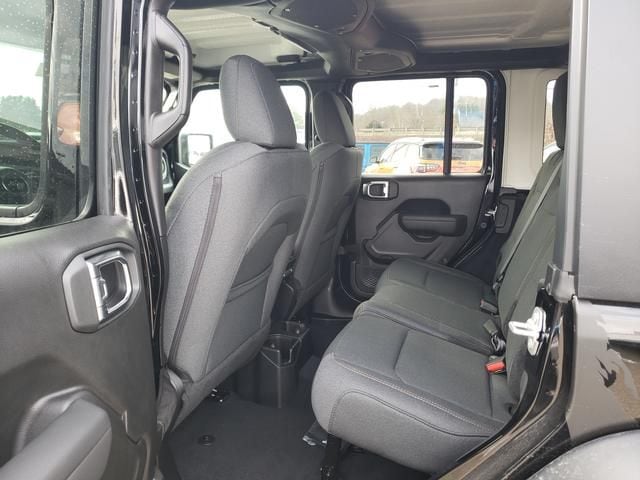 2026 Jeep Wrangler 4-Door Sport - Photo 13