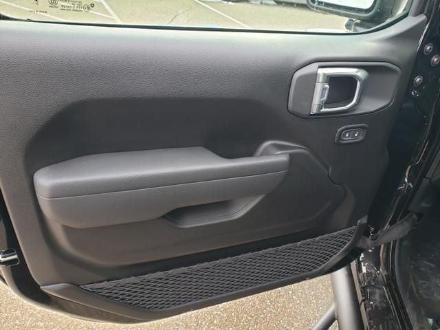 2026 Jeep Wrangler 4-Door Sport - Photo 12