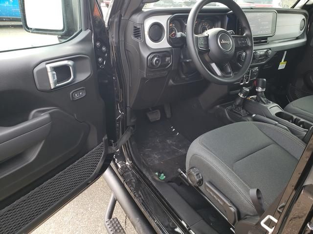 2026 Jeep Wrangler 4-Door Sport - Photo 11