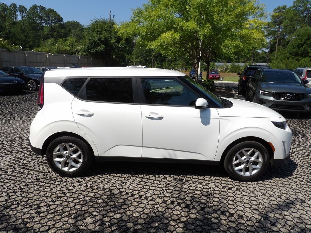 Used 2023 Kia Soul S Hatchback