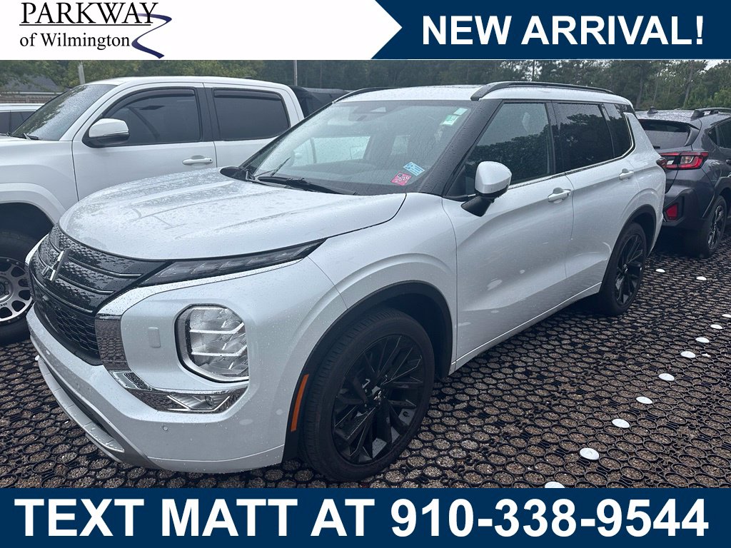 Used 2024 Mitsubishi Outlander SEL SUV