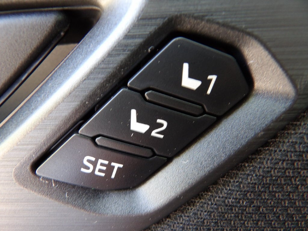 2026 Subaru Outback Limited - Photo 11