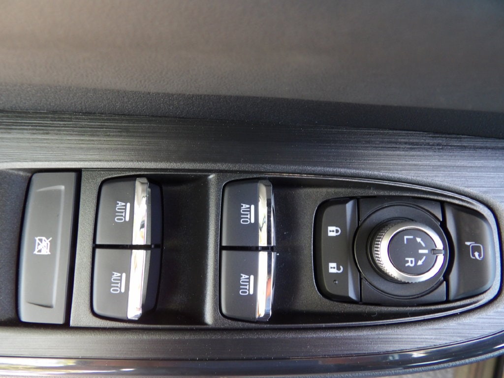 2026 Subaru Outback Touring XT - Photo 10