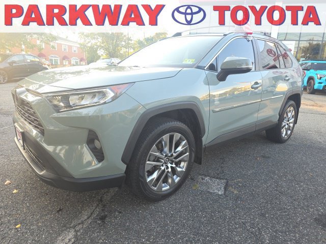 2019 Toyota RAV4 XLE Premium