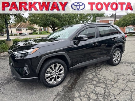 Used 2023 Toyota RAV4 XLE Premium SUV for Sale in Englewood Cliffs, NJ