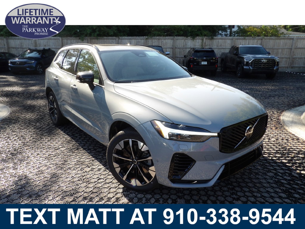 New 2026 Volvo XC60 plug-in hybrid T8 Plus SUV