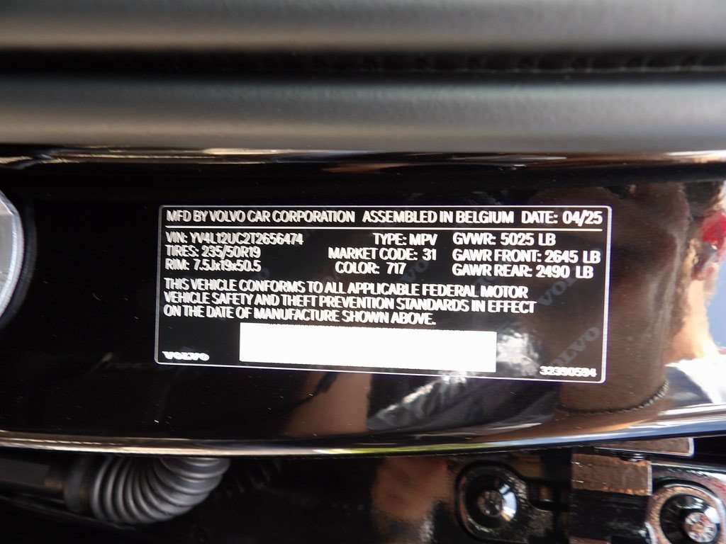 2026 Volvo XC40 Plus - Photo 27