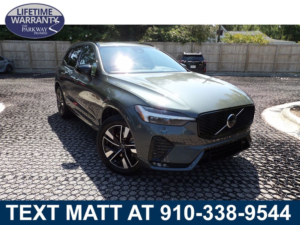 New 2027 Volvo XC60 B5 Core SUV