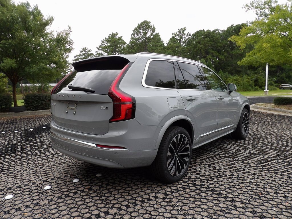 2026 Volvo XC90 Plus - Photo 5