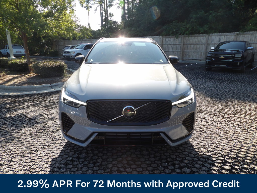 New 2026 Volvo XC60 plug-in hybrid T8 Plus SUV