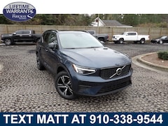 2026 Volvo XC40 B5 Core AWD SUV