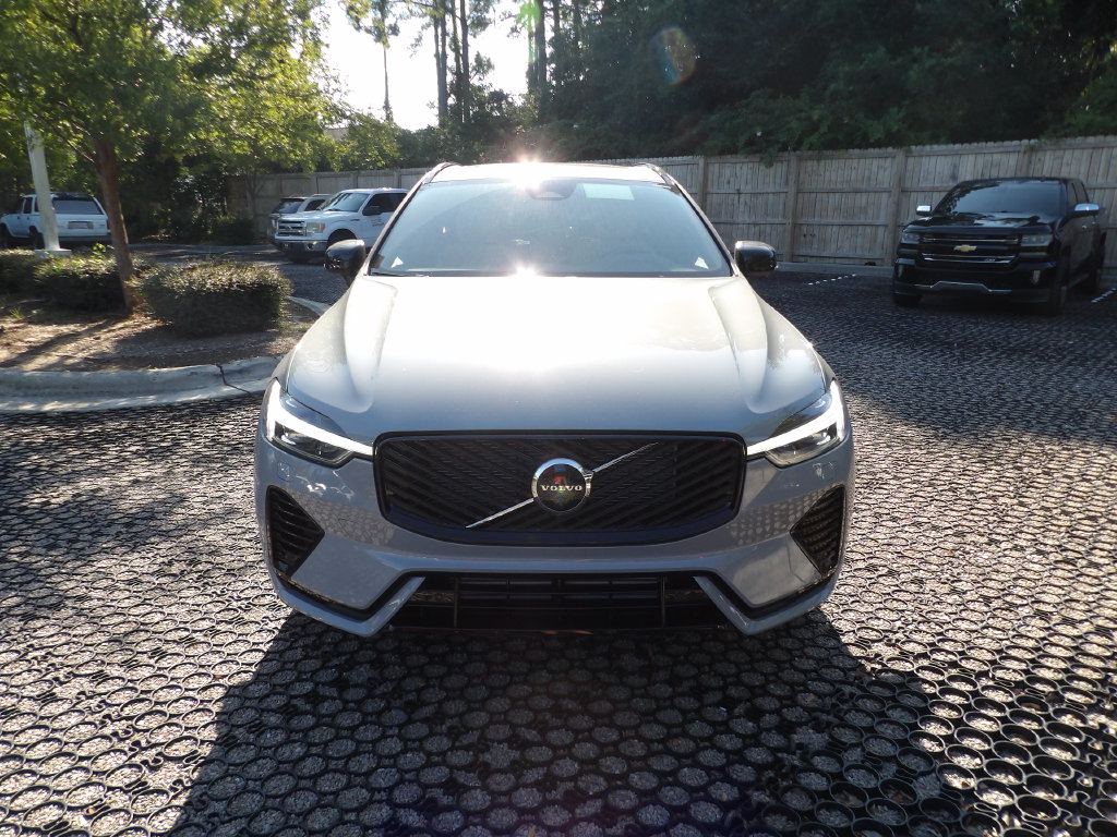 New 2026 Volvo XC60 plug-in hybrid T8 Plus SUV