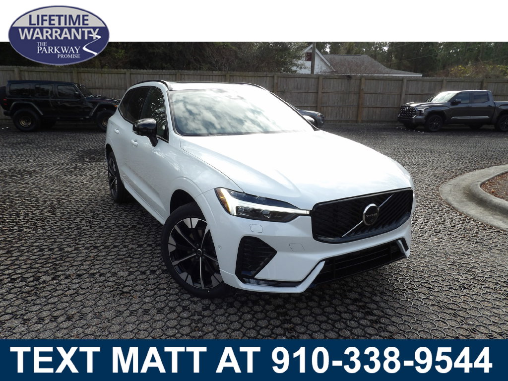 New 2026 Volvo XC60 B5 Plus SUV