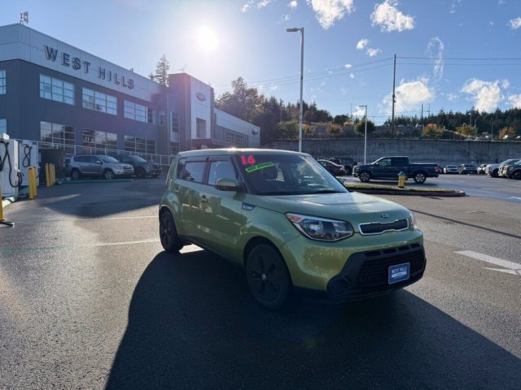 Used 2016 Kia Soul Base Hatchback