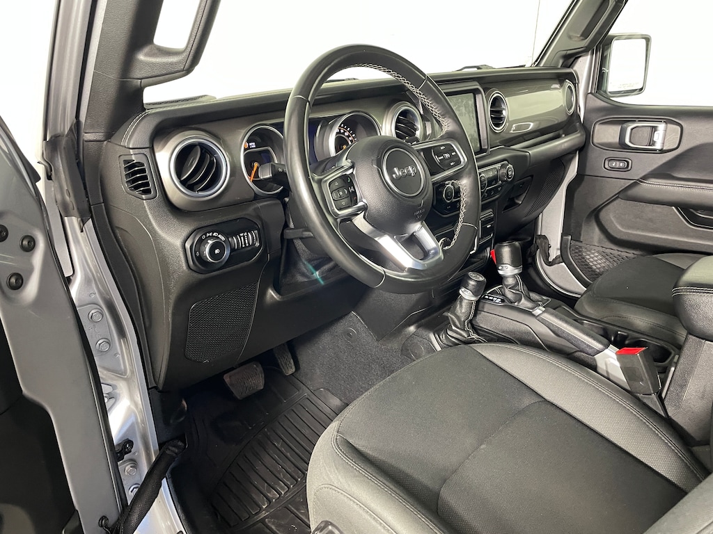 Used 2018 Jeep Wrangler Unlimited Sahara SUV