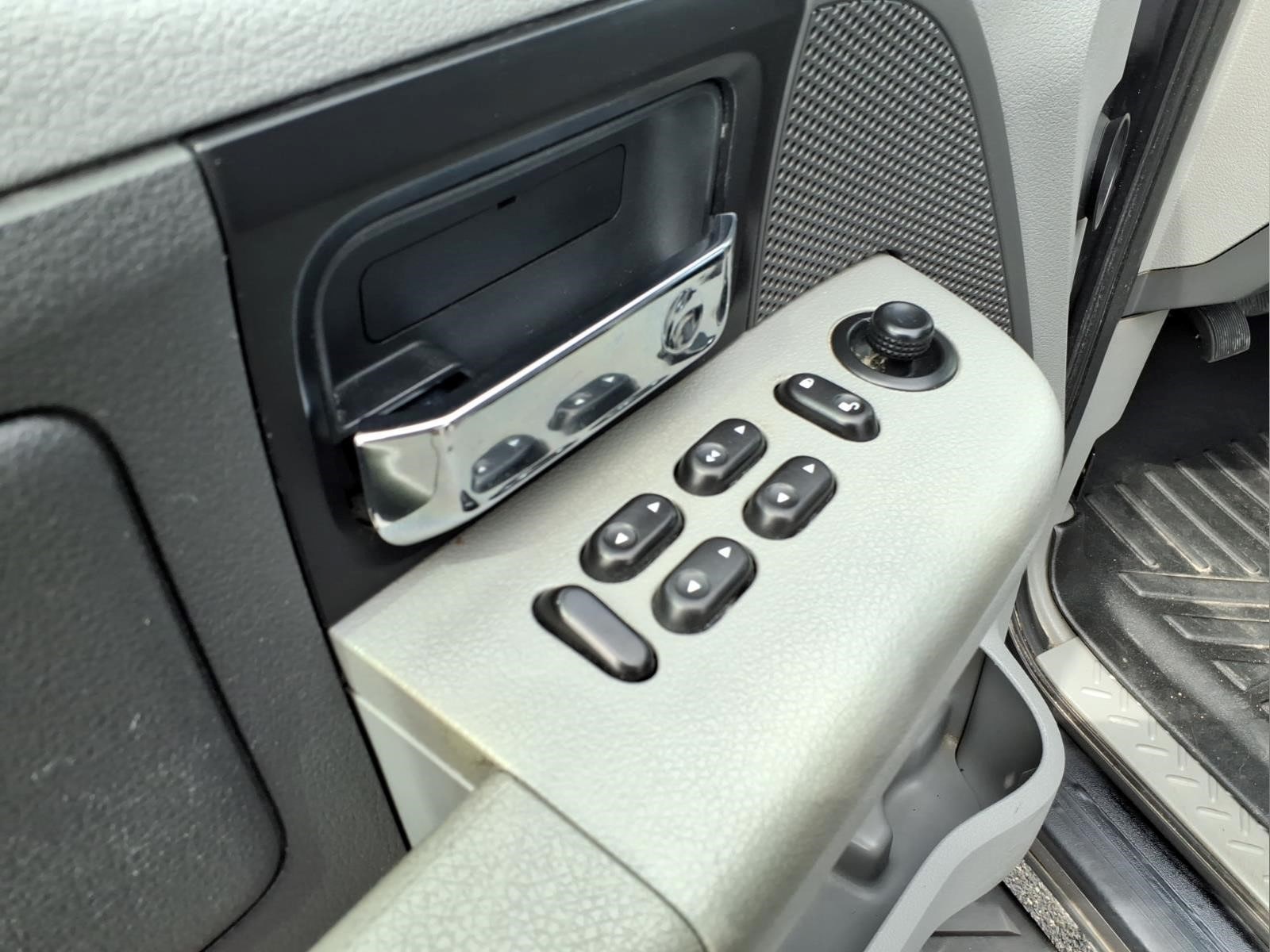 2008 Ford F-150 XLT - Photo 19