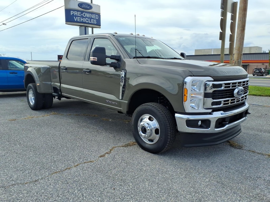 New 2026 Ford F-350 Super Duty F-350® XLT TRUCK
