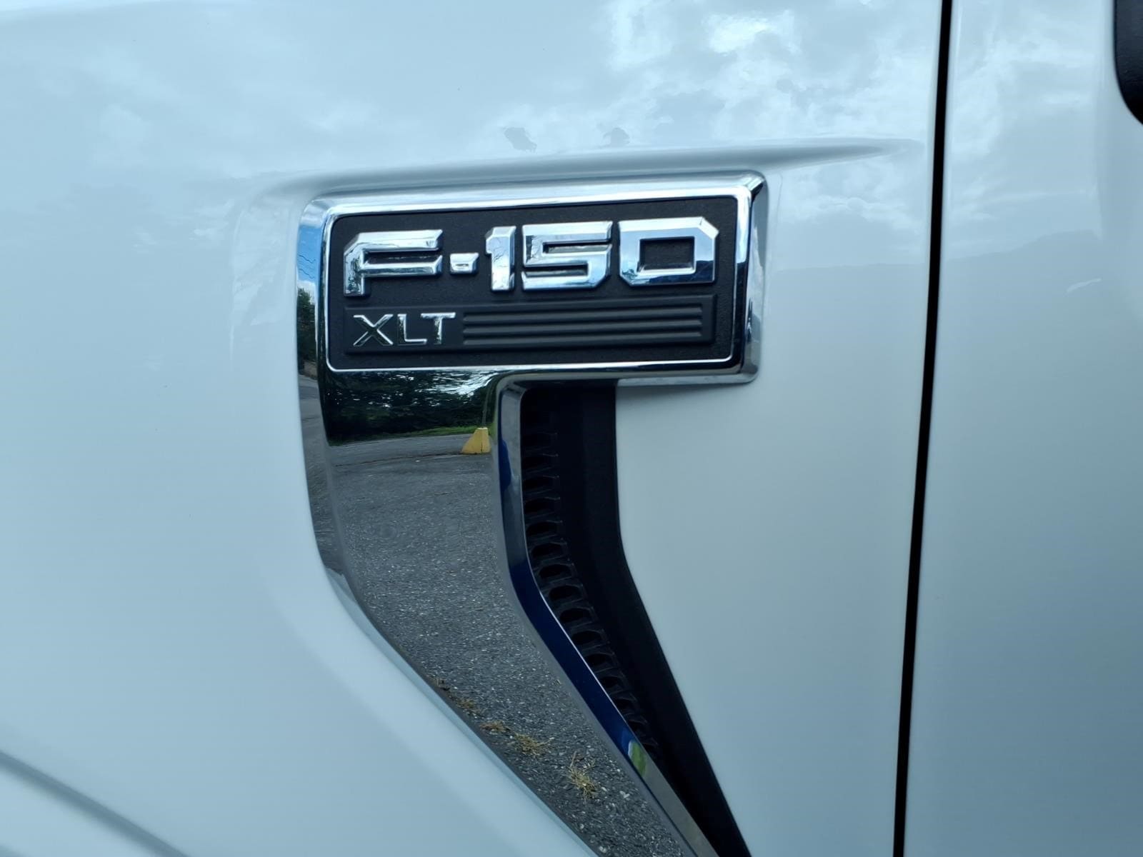 2022 Ford F-150 XLT - Photo 7