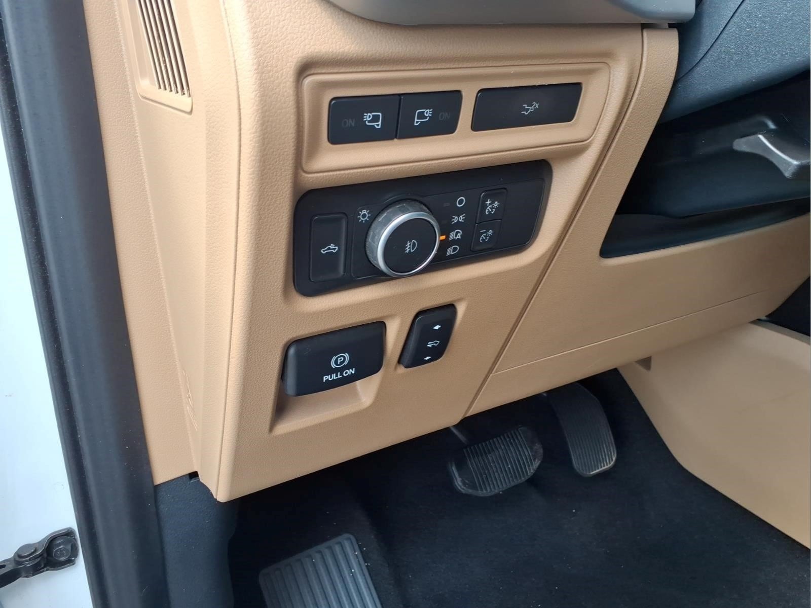 2022 Ford F-150 XLT - Photo 22