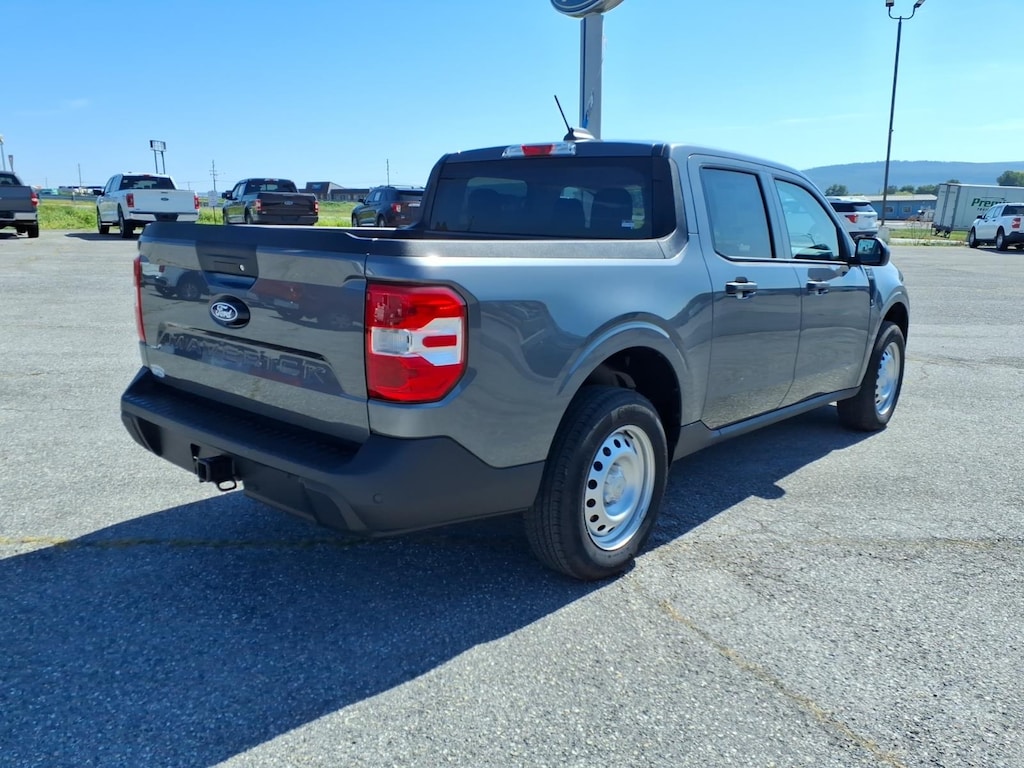New 2026 Ford Maverick XL TRUCK