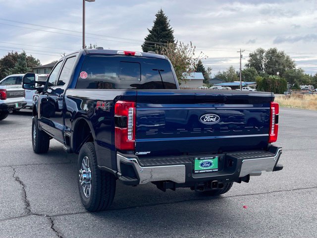 New 2027 Ford F-350 Lariat Truck Crew Cab