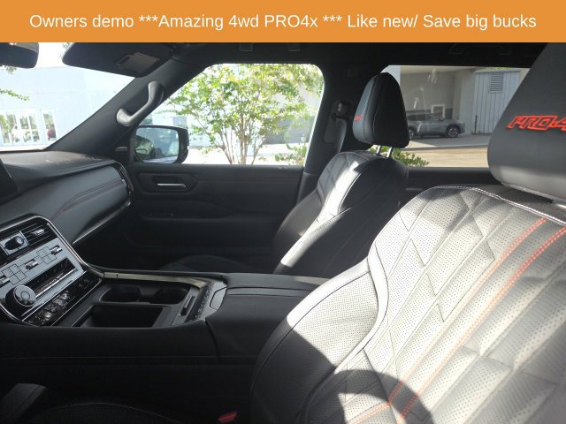 2025 Nissan Armada PRO-4X - Photo 13