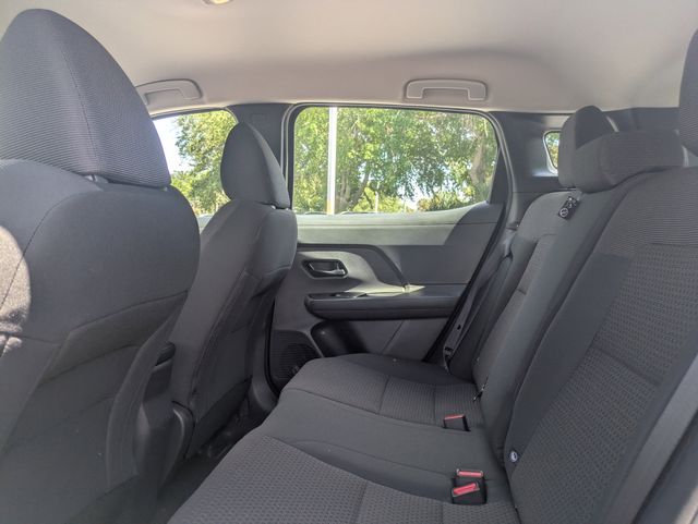 2026 Nissan KICKS S - Photo 14