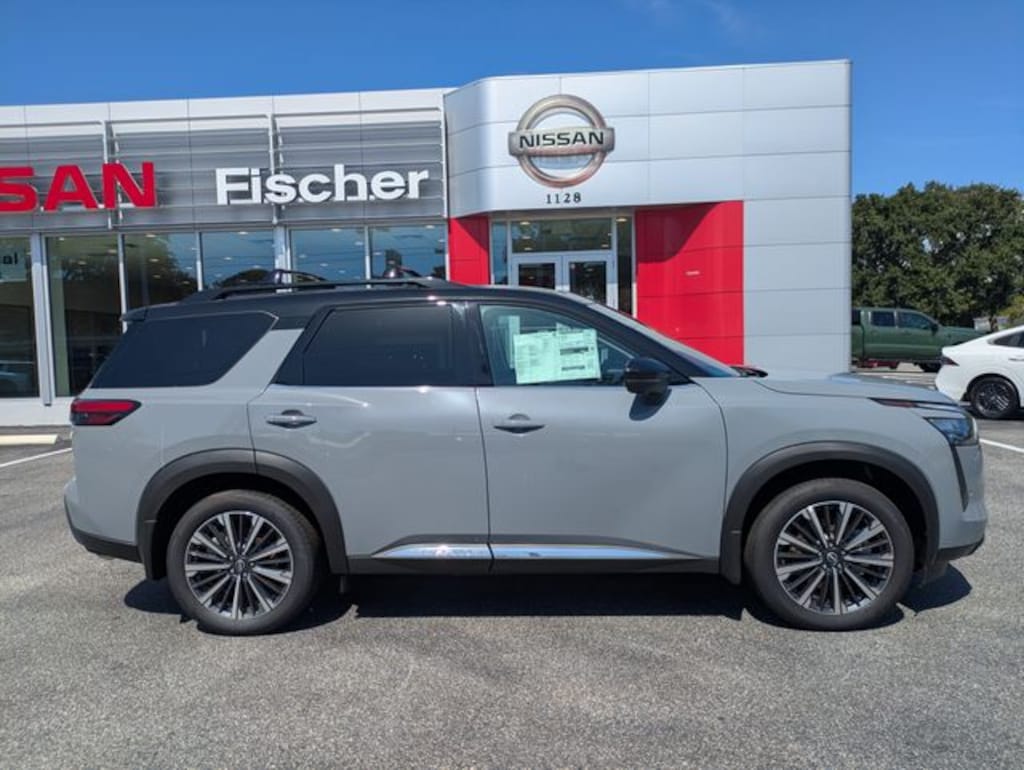 New 2026 Nissan Pathfinder Platinum SUV