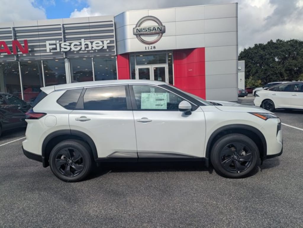 New 2026 Nissan Rogue SV SUV