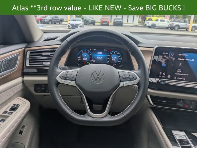 2024 Volkswagen Atlas SE w/Tech - Photo 16