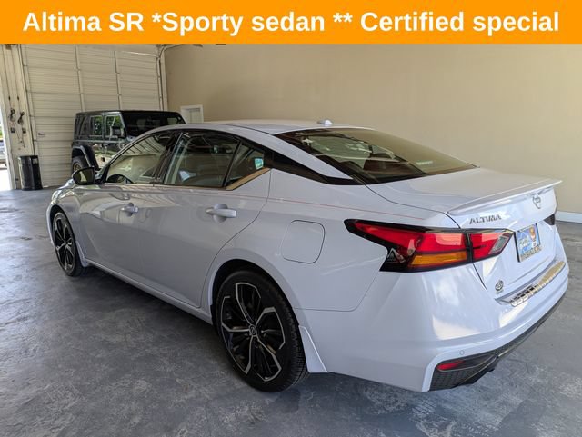 2023 Nissan Altima SR - Photo 6