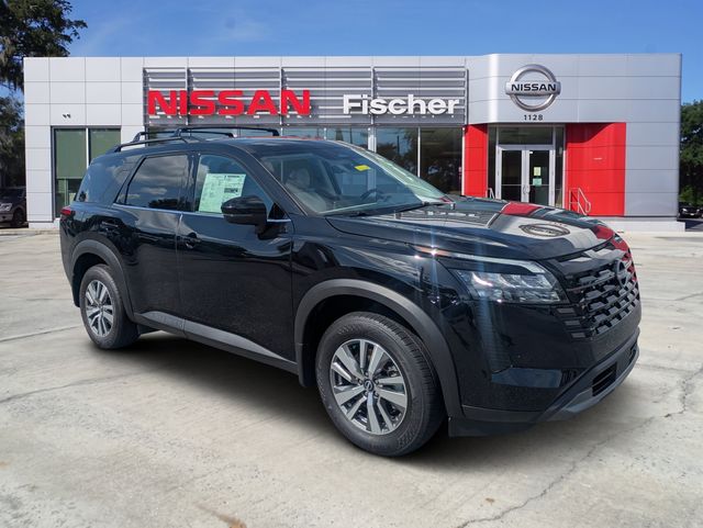 2026 Nissan Pathfinder SL SUV