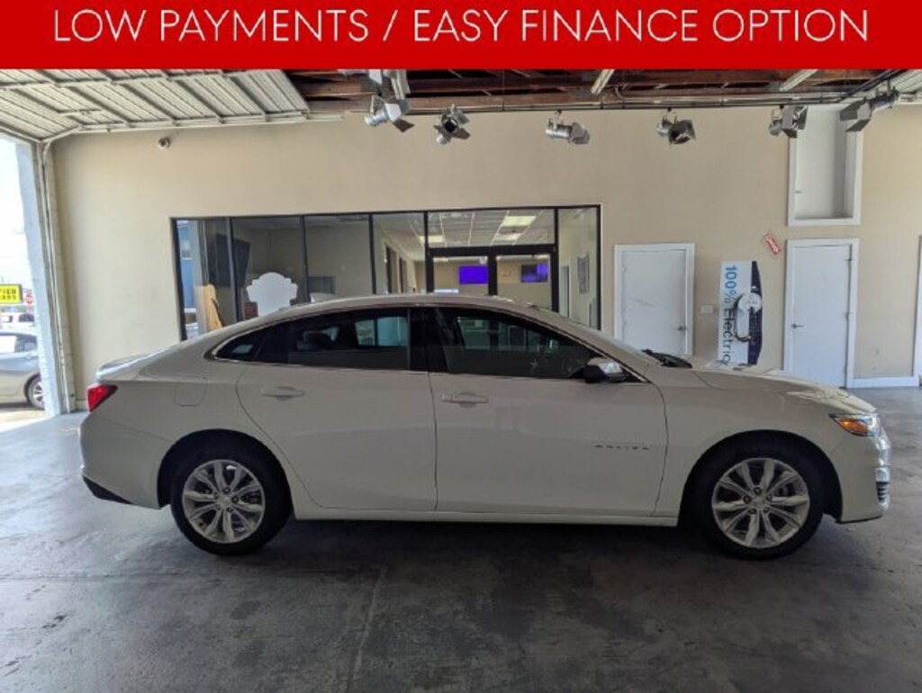 Used 2025 Chevrolet Malibu LT Sedan