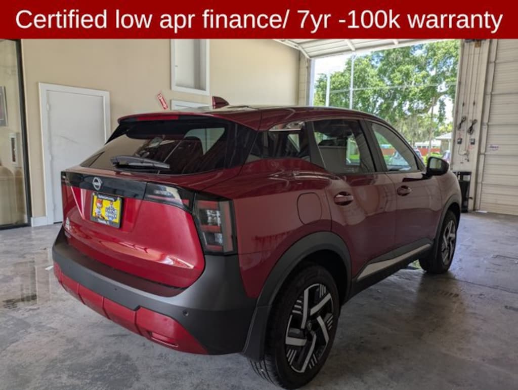 Used 2025 Nissan Kicks SV SV FWD