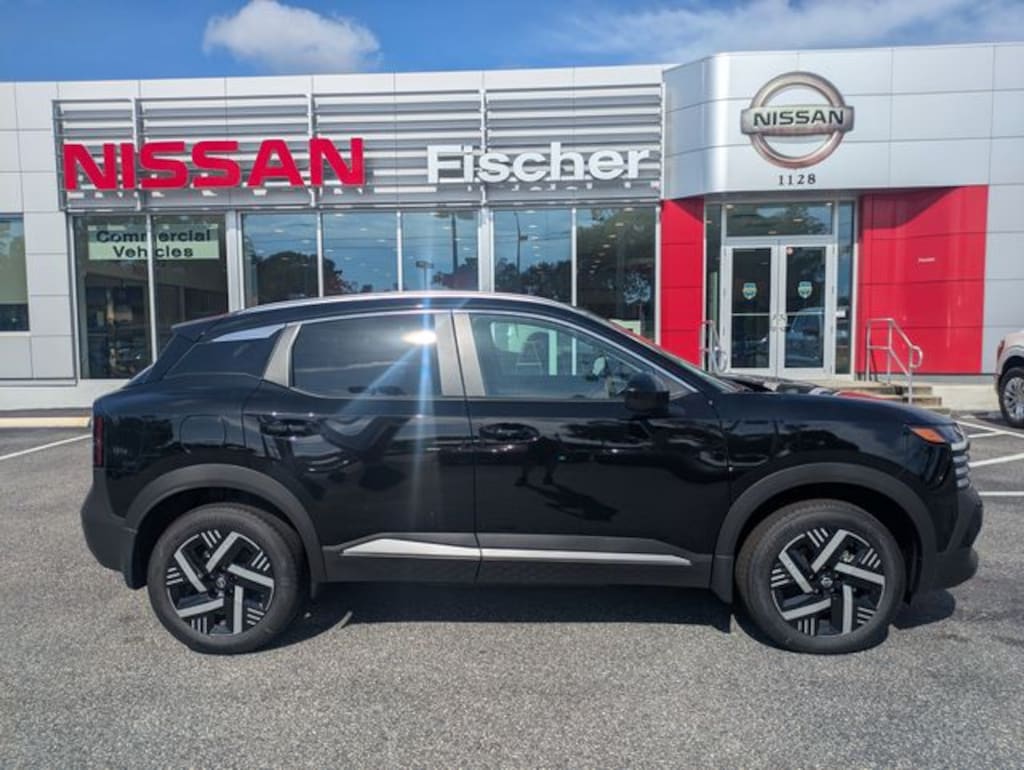 New 2026 Nissan Kicks SV SUV